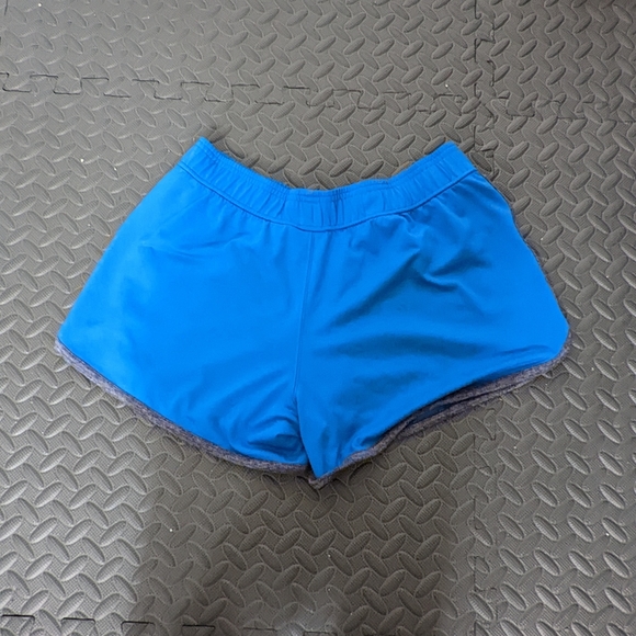 No longer fit me - Picture 2 of 2